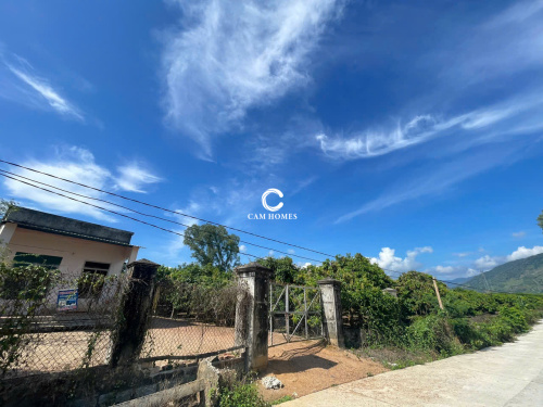 Đất sào ngay khu dân cư , ra trung tâm QL1A chỉ 1,6km tại Suối Tân - Diện tích 8353m2